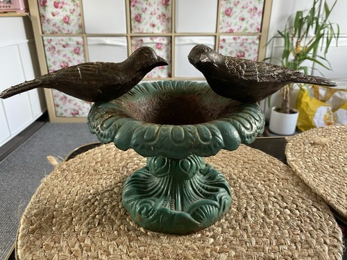 Vintage cast iron pedestal - cast,