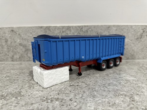 Corgi tri axle bulk tipper - tri-axle,