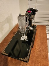 Beautiful 1937 Singer Featherweight Sewing Machine w/ Foot Control & Case