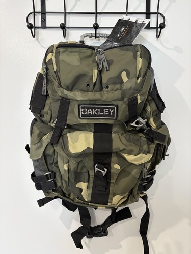 Brand new with tags - oakley, ap