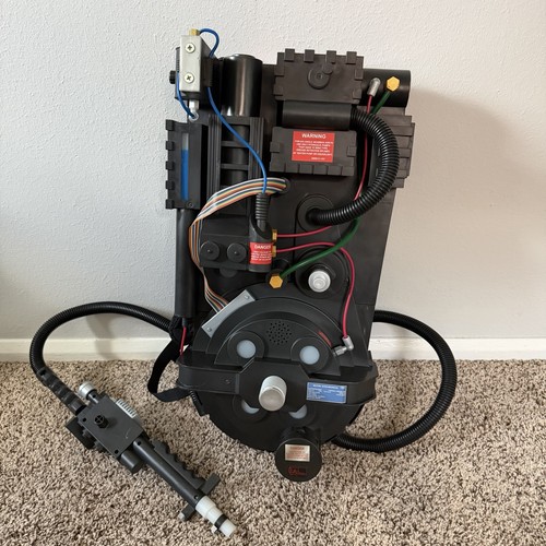 Ghostbuster prop replica - ghostbuster,