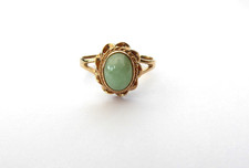 Pretty 9ct Gold Pale Green