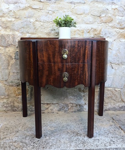 Georgian mahogany demi lune - demi,