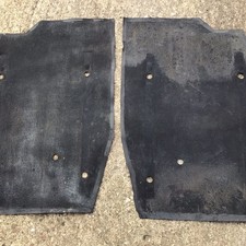 MG B GT ROADSTER PAIR OF BLACK