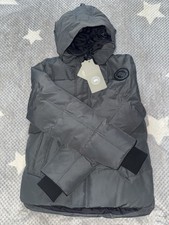 ⭐ Canada Goose Grey Puffer