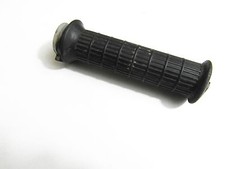 Grip sleeve throttle grip