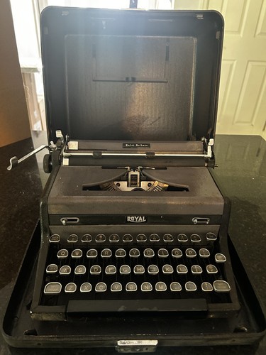 Vintage royal quiet luxe - de,