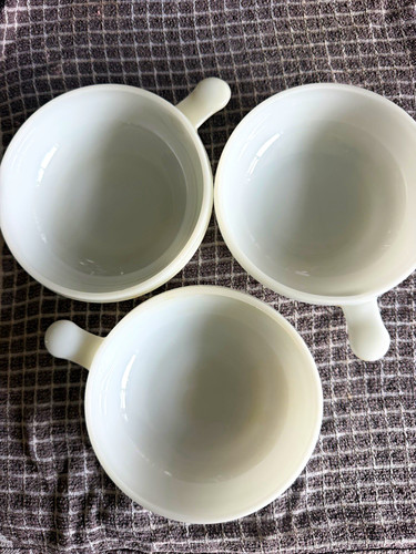 Vintage milk glass soup - milk, bowls