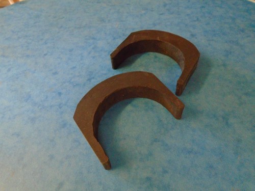 Triumph fuel tank mounting - tank,