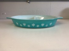 Vintage Pyrex Gaiety Turquoise