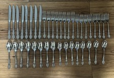 Oneida Dover Cube 40 piece 5 Piece Set Service for 8 Stainless Flatware