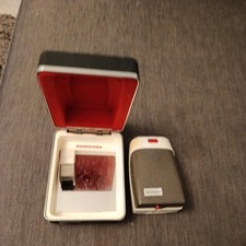 Vintage Battery Razor