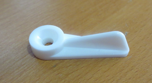 100 white plastic - 100, x