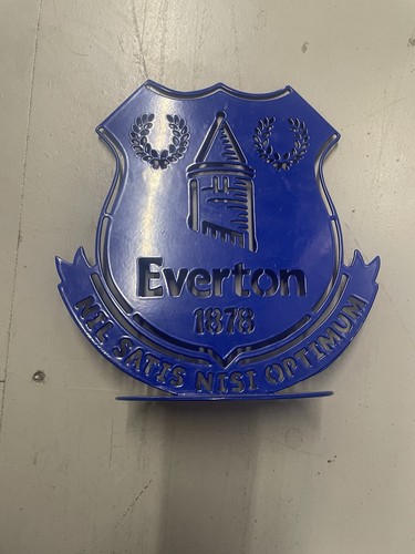 Everton shield stand - on,