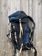 Macpac Pursuit 50 Backpack 50L