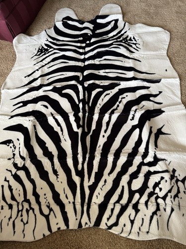 New black white - new,