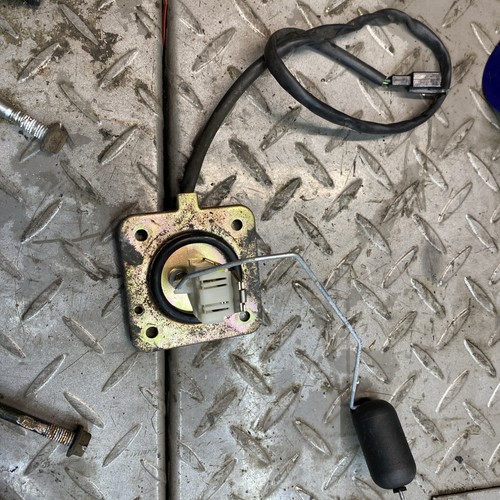 Honda 125 fuel sender - 125, es