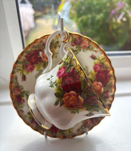 Vintage royal albert - albert, old