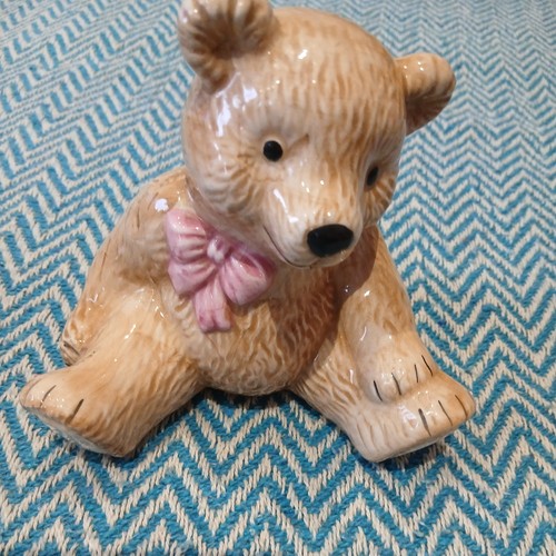 Vintage china sitting - sitting, brown