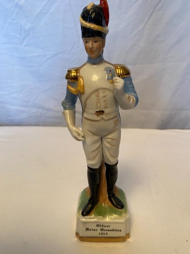 Alfretto porcelain figure - porcelain, army