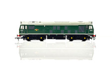 BACHMANN 00 GAUGE - 32-325 - CLASS 25/1 DIESEL D5211 BR GREEN - BOXED