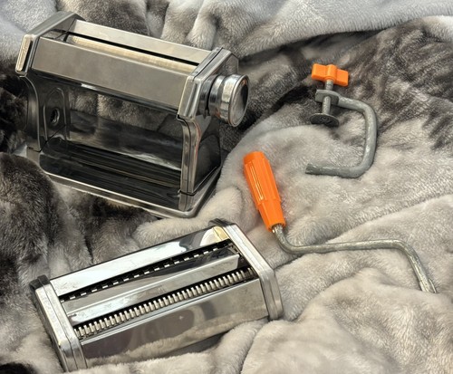 Stainless steel pasta - in,