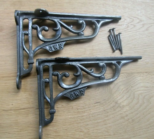 Pair gwr scroll - of, 9"