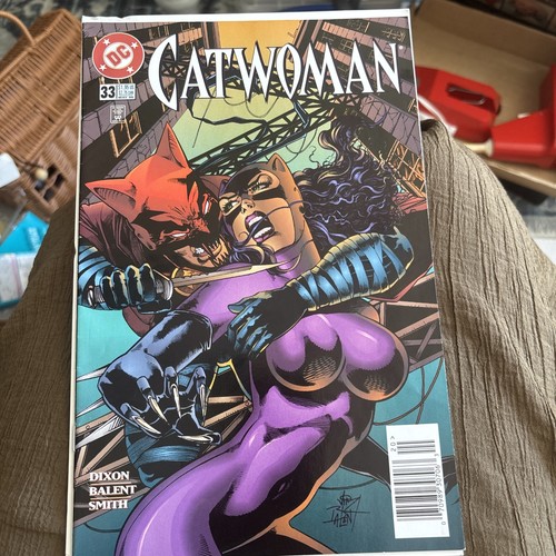 Catwoman deadpool cap vs - catwoman,