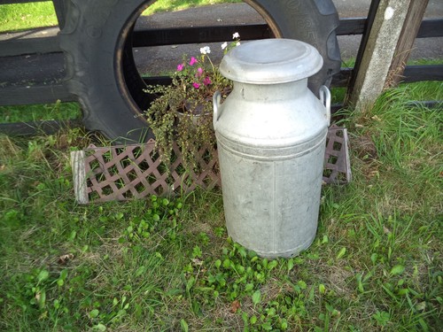 Milk churn aluminium with - aluminium, lid