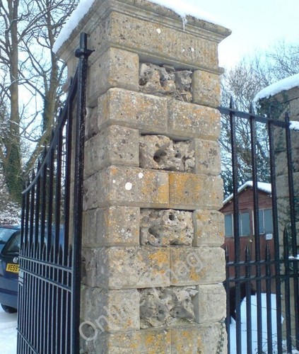 Photo 6x4 coade stone - photo,