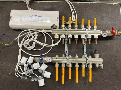 Port manifold underfloor - port,