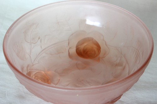 Art deco frosted pink - deco,
