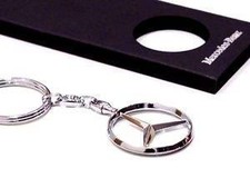 Genuine Mercedes-Benz Stylish Stunning Silver Star Emblem Keyring B66957516