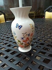 AYNSLEY VASE - COTTAGE GARDEN - FINE BONE CHINA 