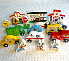 Melissa & Doug Disney Wooden Cars Lot Of 16 Mickey Donald Goofy Buildings Signs