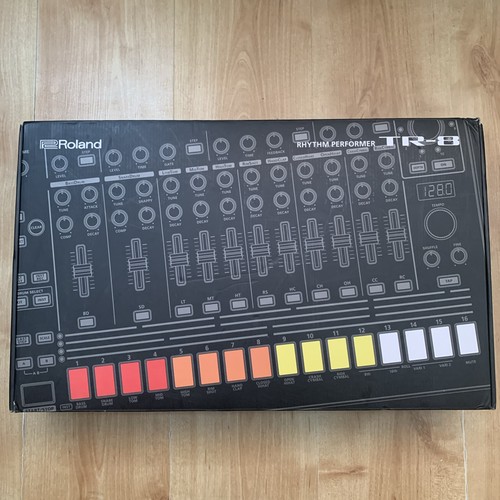 Roland synthesizer drum - roland, tr-8