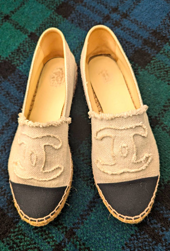 Chanel canvas logo - chanel,