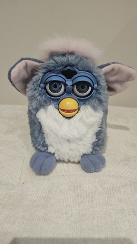 Hasbro 1999 vintage furby - hasbro,