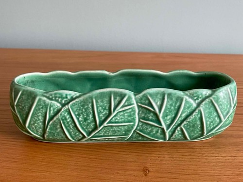 Sylvac cabbage leaf vase - sylvac,