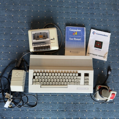 Commodore c64 bundle - commodore,