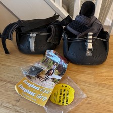 Pair of Easyboot Epic Hoof
