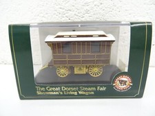 O GAUGE 1.50 OXFORD SHOWMANS LIVING CARAVAN (SUPER DETAIL) BOXED