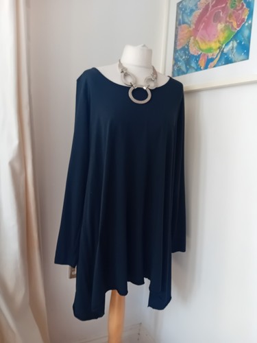 Marrimekko black swing tunic