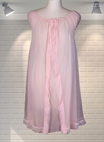 Vintage 1960s gogo pale pink - pale,
