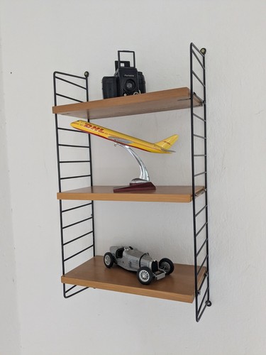 String wall unit - string,