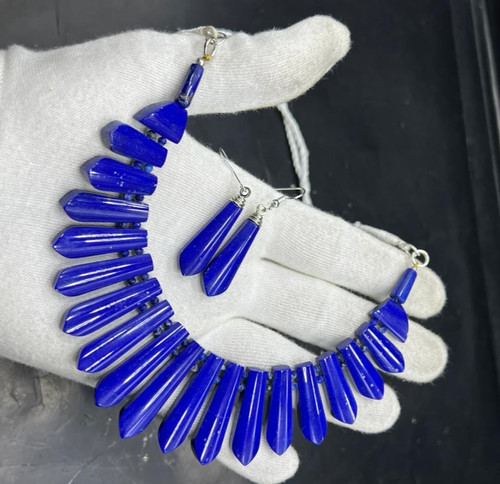Lush quality lapis lazuli - quality,