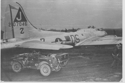 Boeing b17 flying - b17,