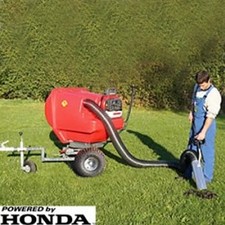 Trafalgar Paddock Cleaner PC500 Honda Swivel Horse Manure Vacuum & Collector