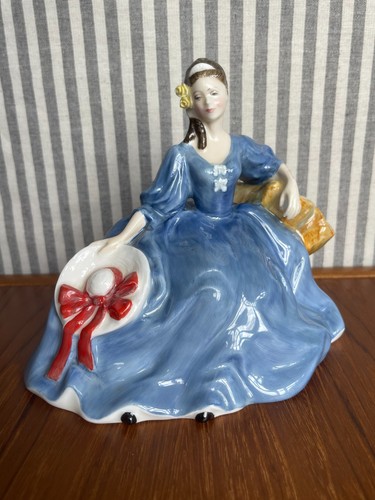 Royal doulton elyse - royal, figurine