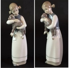 Vintage Lladro Retired Figurine Made In Spain Girl Holding Lamb Signed